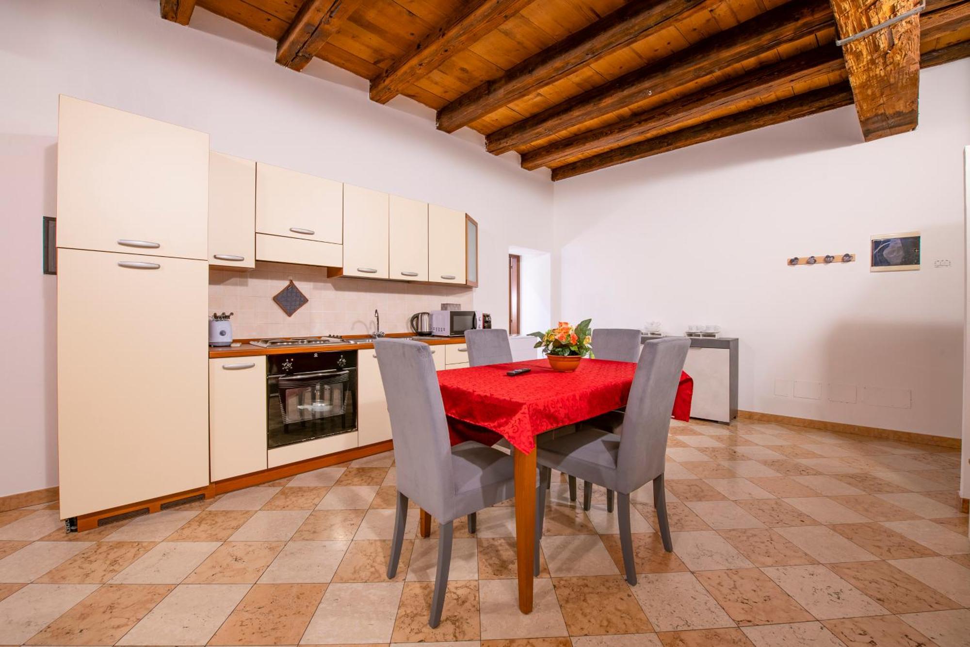 Palace Home Mazzini Verona Center Ngoại thất bức ảnh