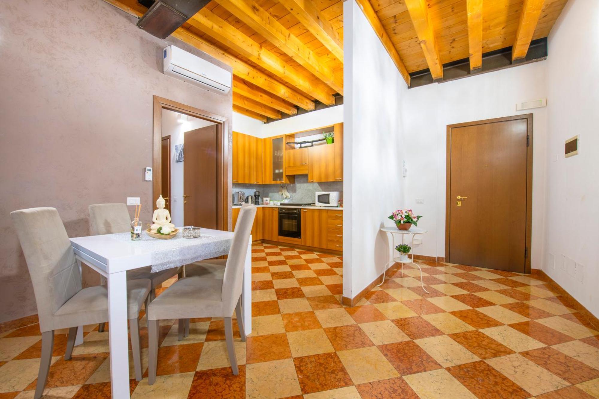 Palace Home Mazzini Verona Center Ngoại thất bức ảnh