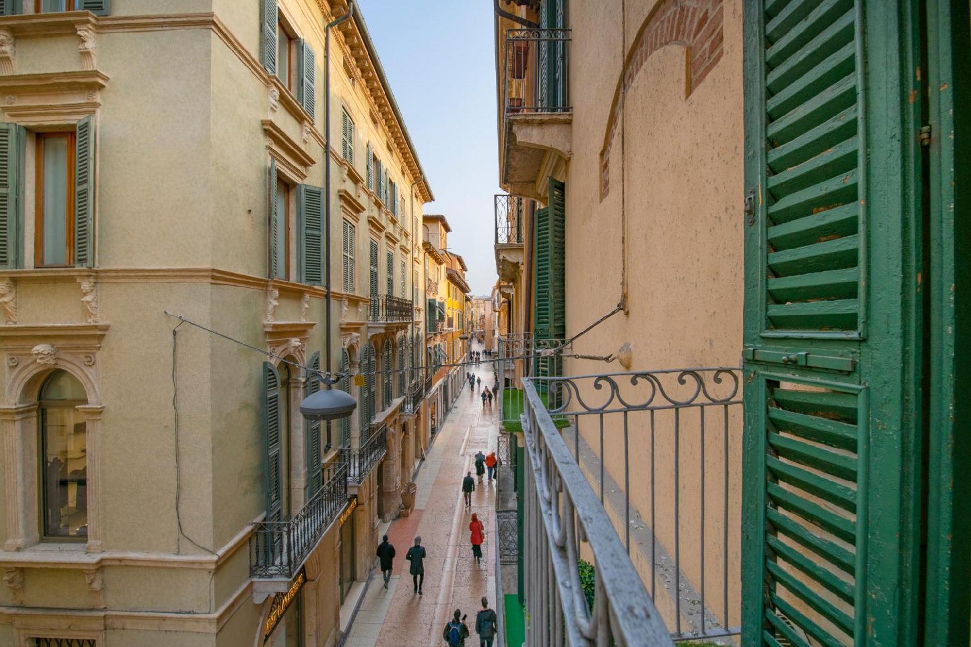 Palace Home Mazzini Verona Center Ngoại thất bức ảnh